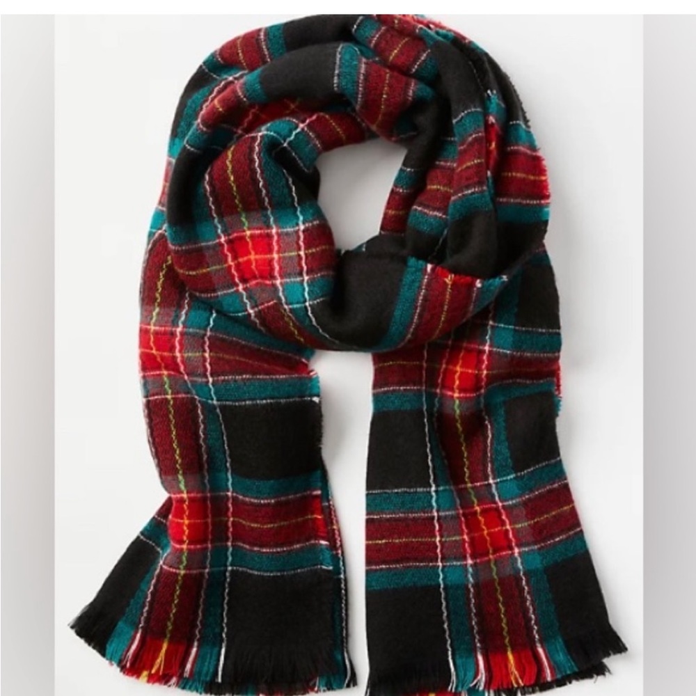 NWT LOFT Tartan Plaid Scarf